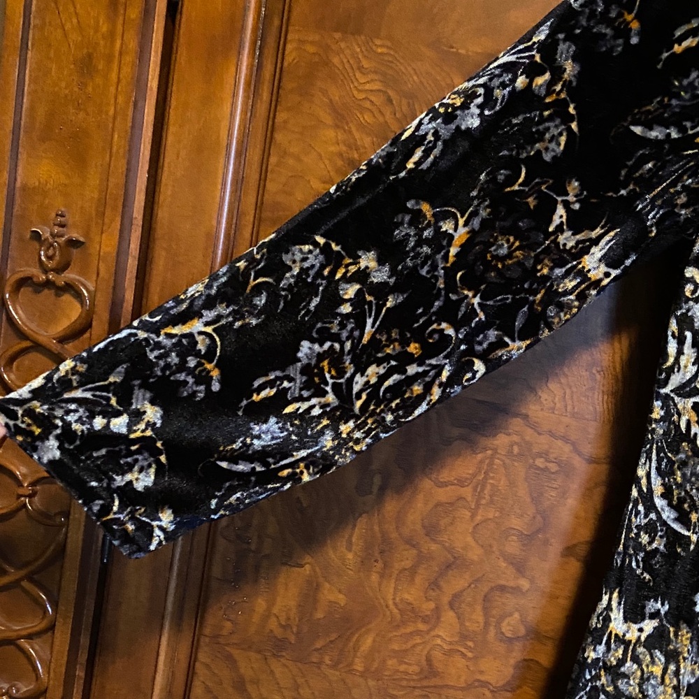 Reborn Black and Gold Patterned Long Sleeve Tunic Dress Size Small - Picture 6 of 8
